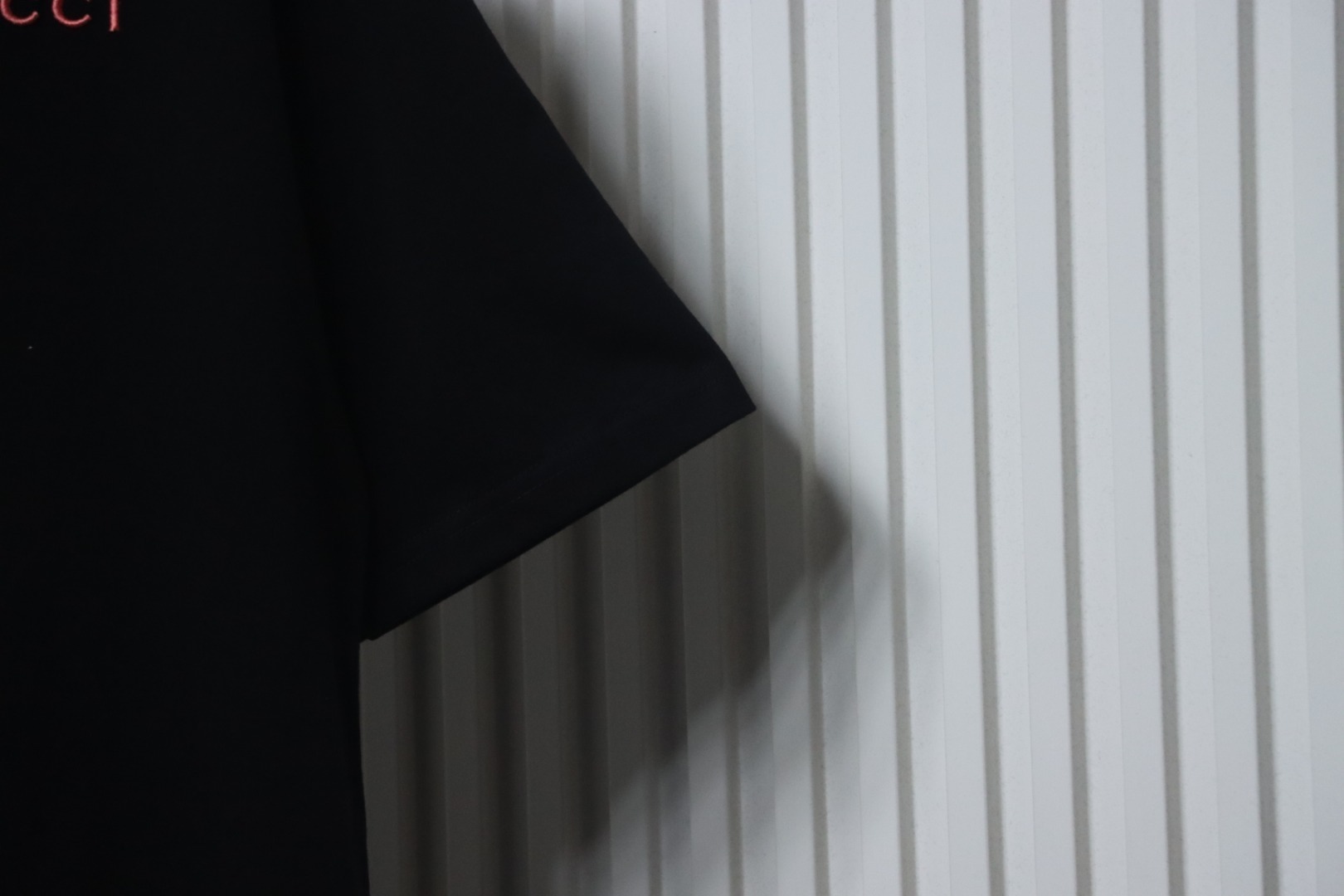 Gucci Small Label Pink Embroidery T-shirt Black