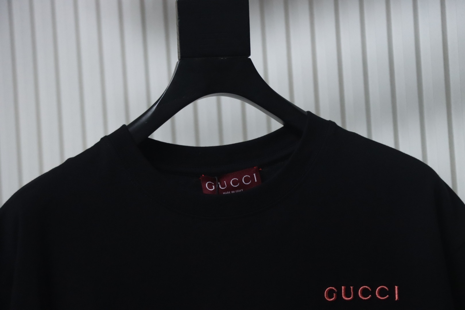 Gucci Small Label Pink Embroidery T-shirt Black