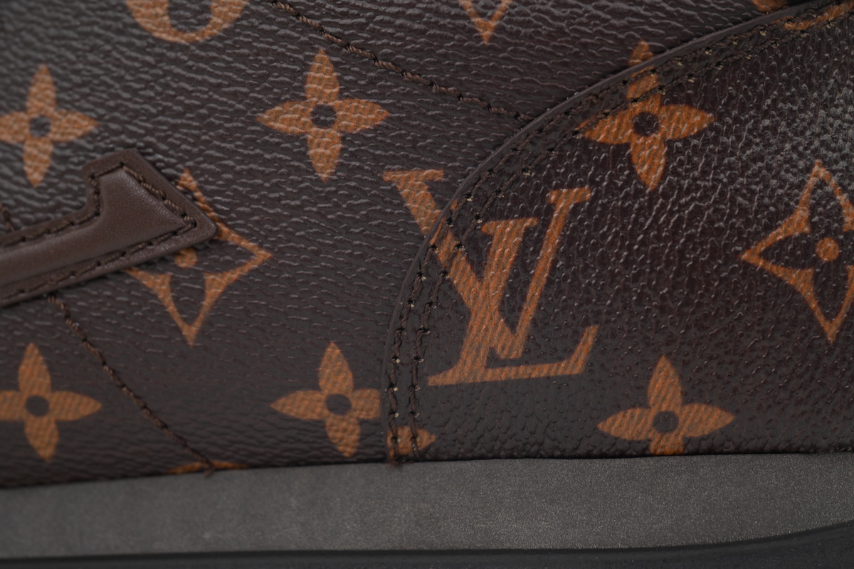 LV BUTTERSOFT Sneaker Lambskin/Plain Calf Leather Brown 1AIKVK
