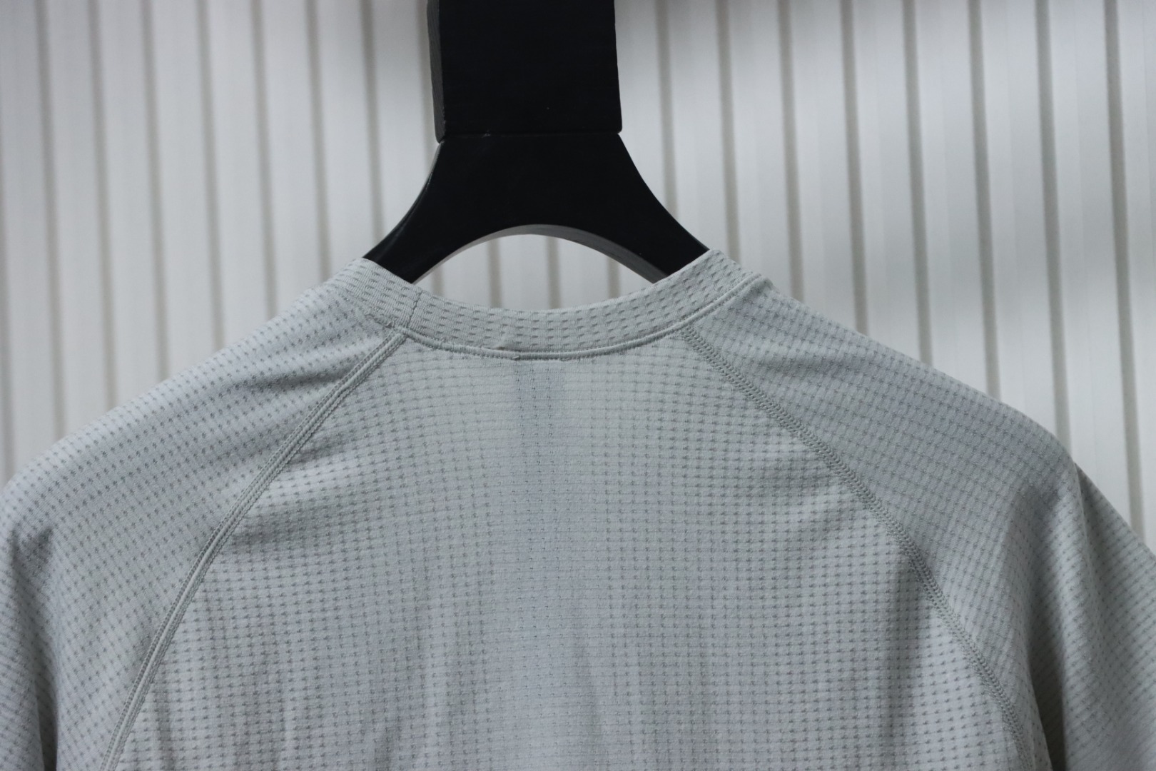 Lululemon Metal Vent Tech 2.5 Stretch Jersey T-Shirt Grey