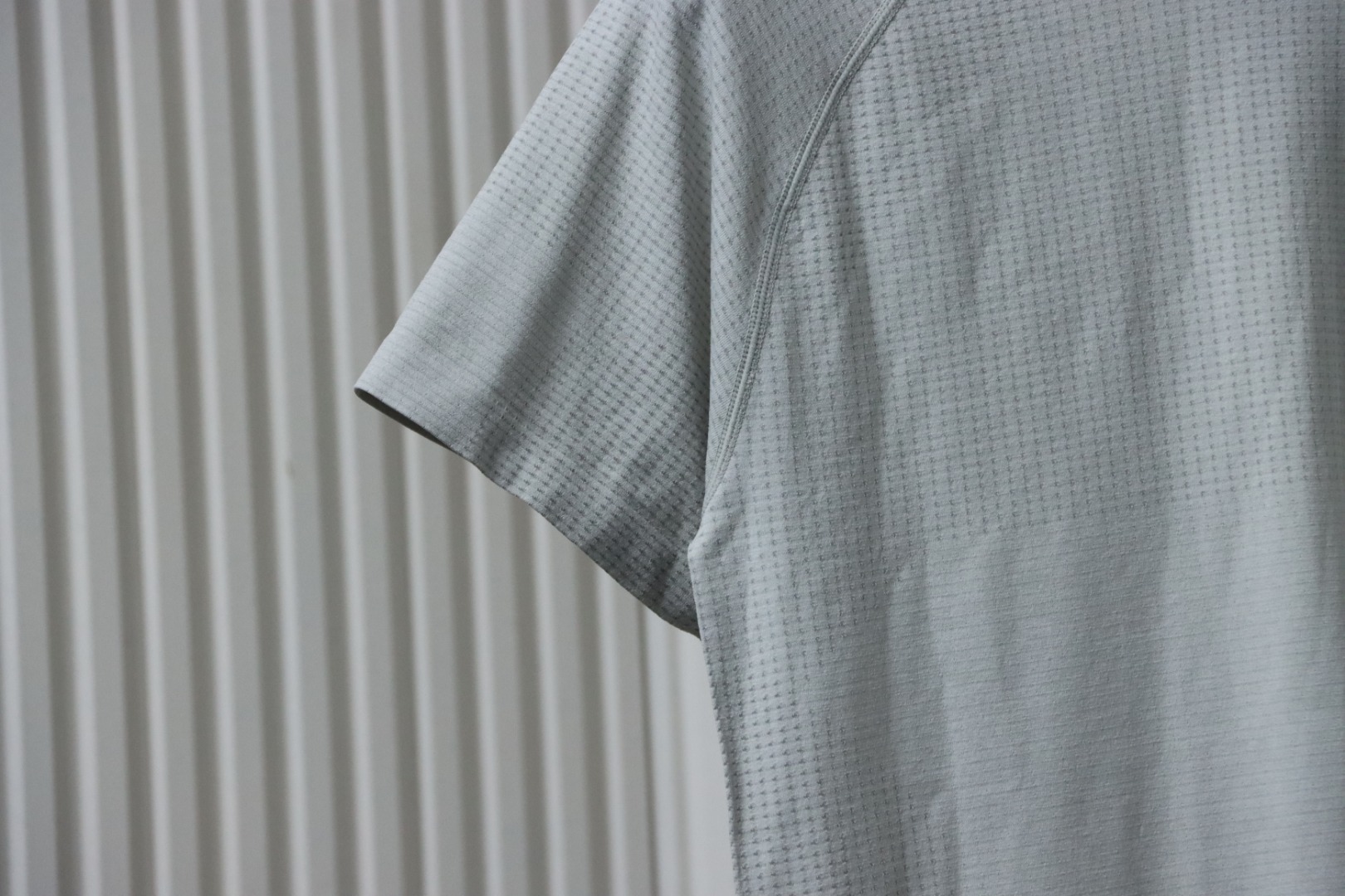 Lululemon Metal Vent Tech 2.5 Stretch Jersey T-Shirt Grey