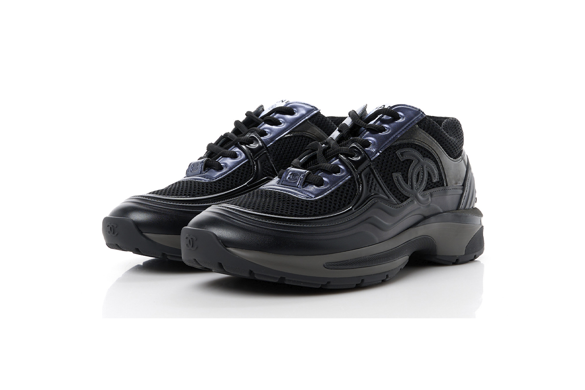 Chanel Women's CC Low-Top Sneakers Fabric And Laminated Leather Black