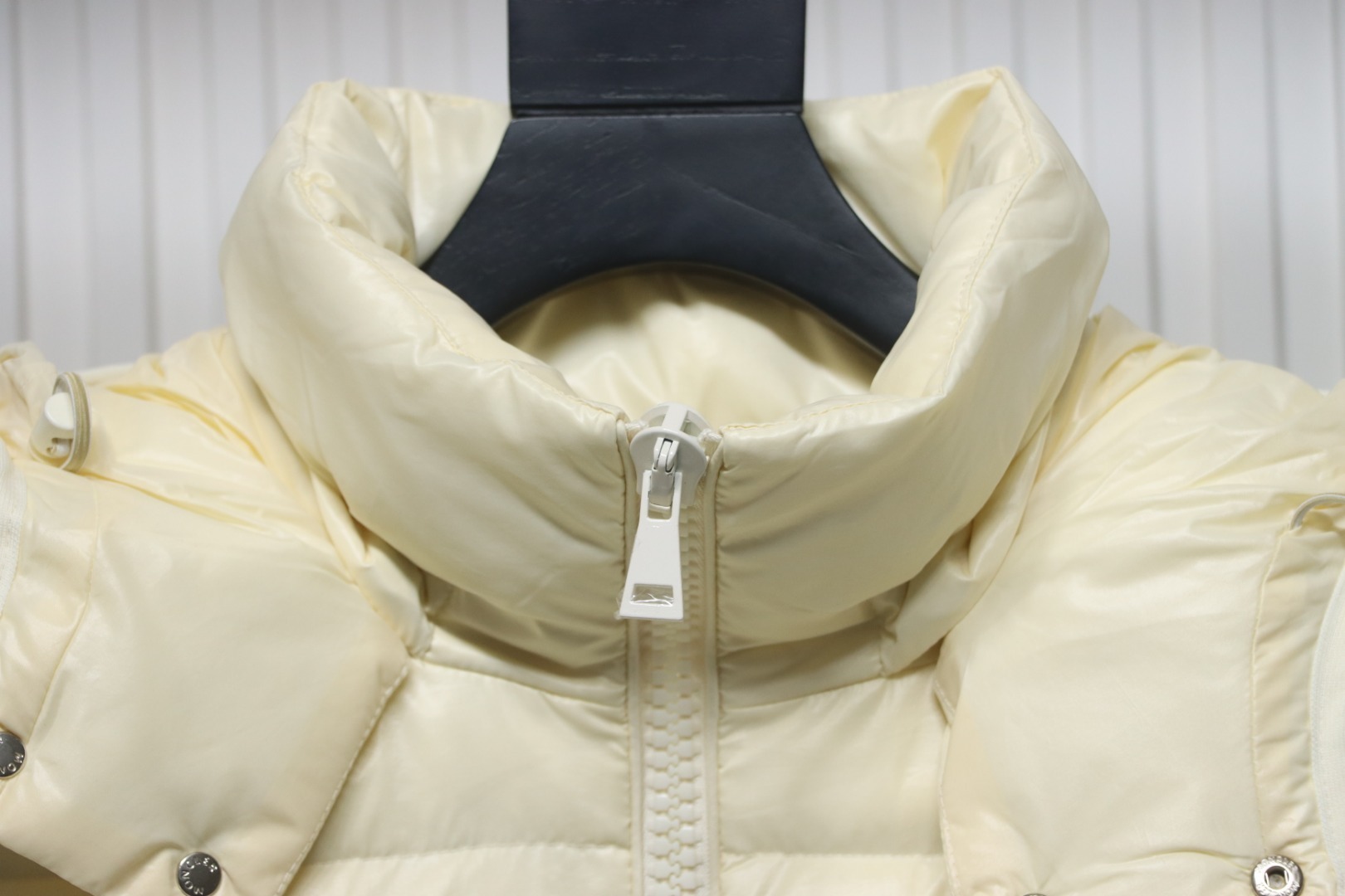 Moncler Andro Removable Hooded Short Down Jacket Creamy White