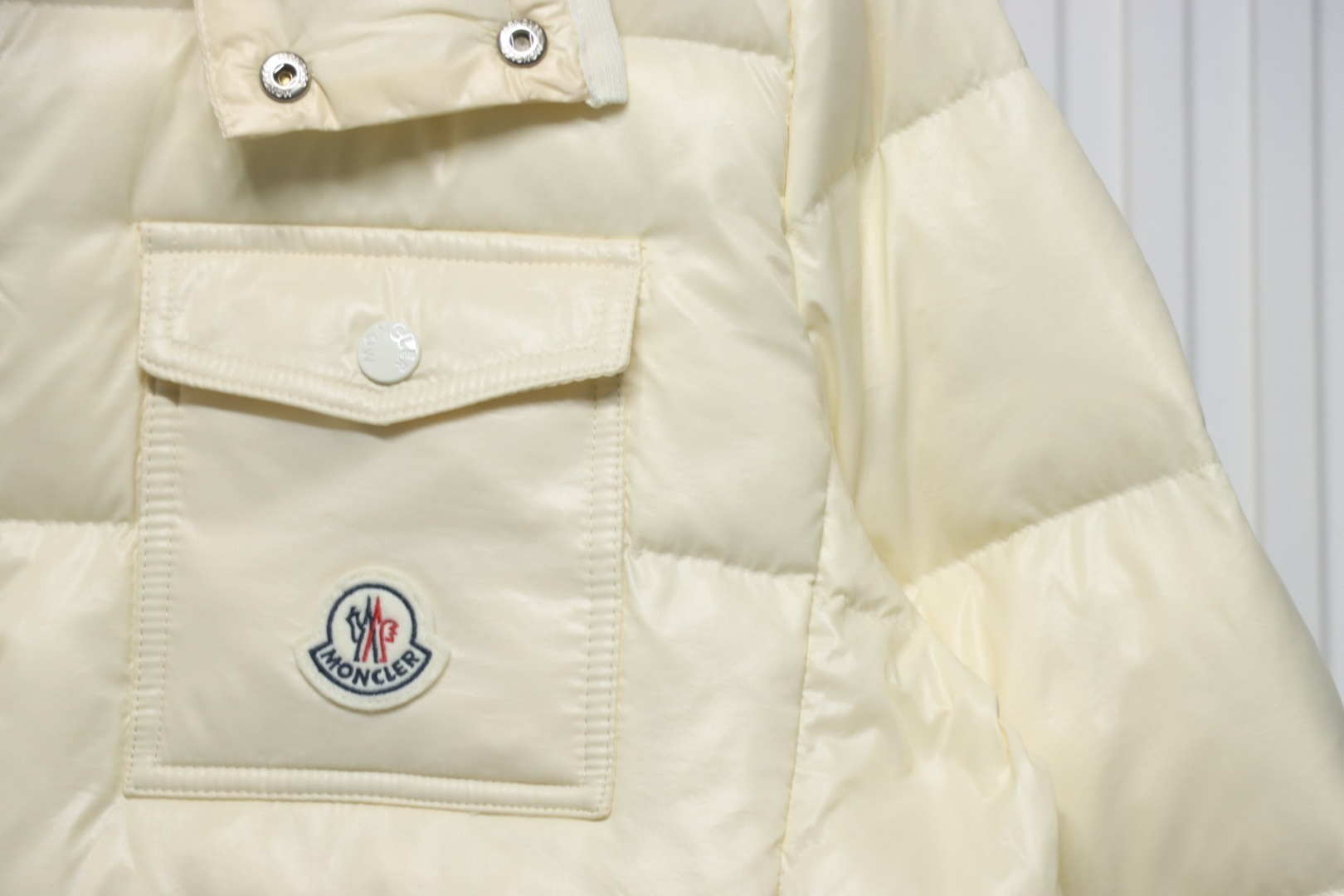 Moncler Andro Removable Hooded Short Down Jacket Creamy White
