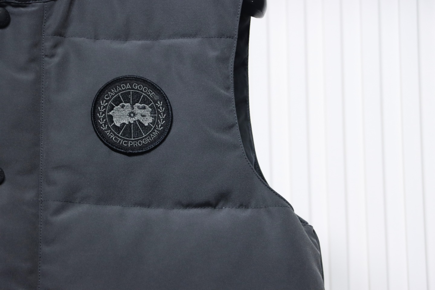 Canada Goose Freestyle Crew Vest Dark Grey Black Logo