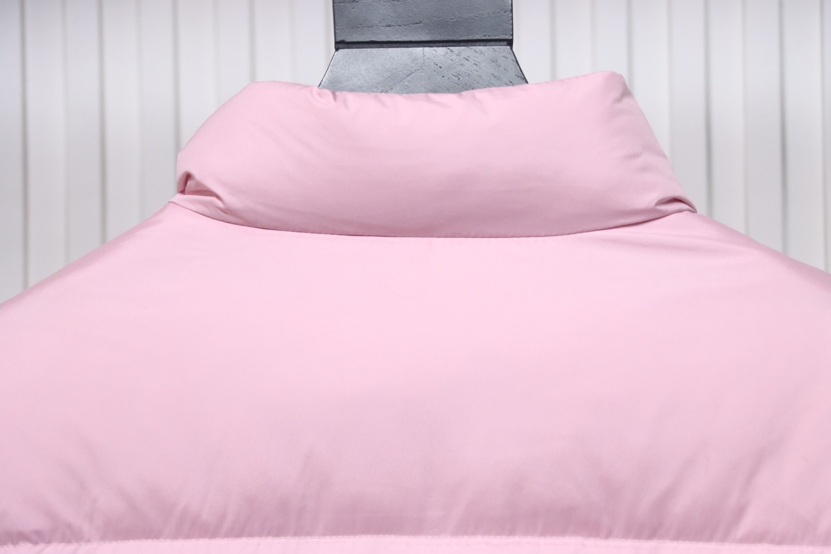 Moncler Abbadia Short Down Jacket Pink