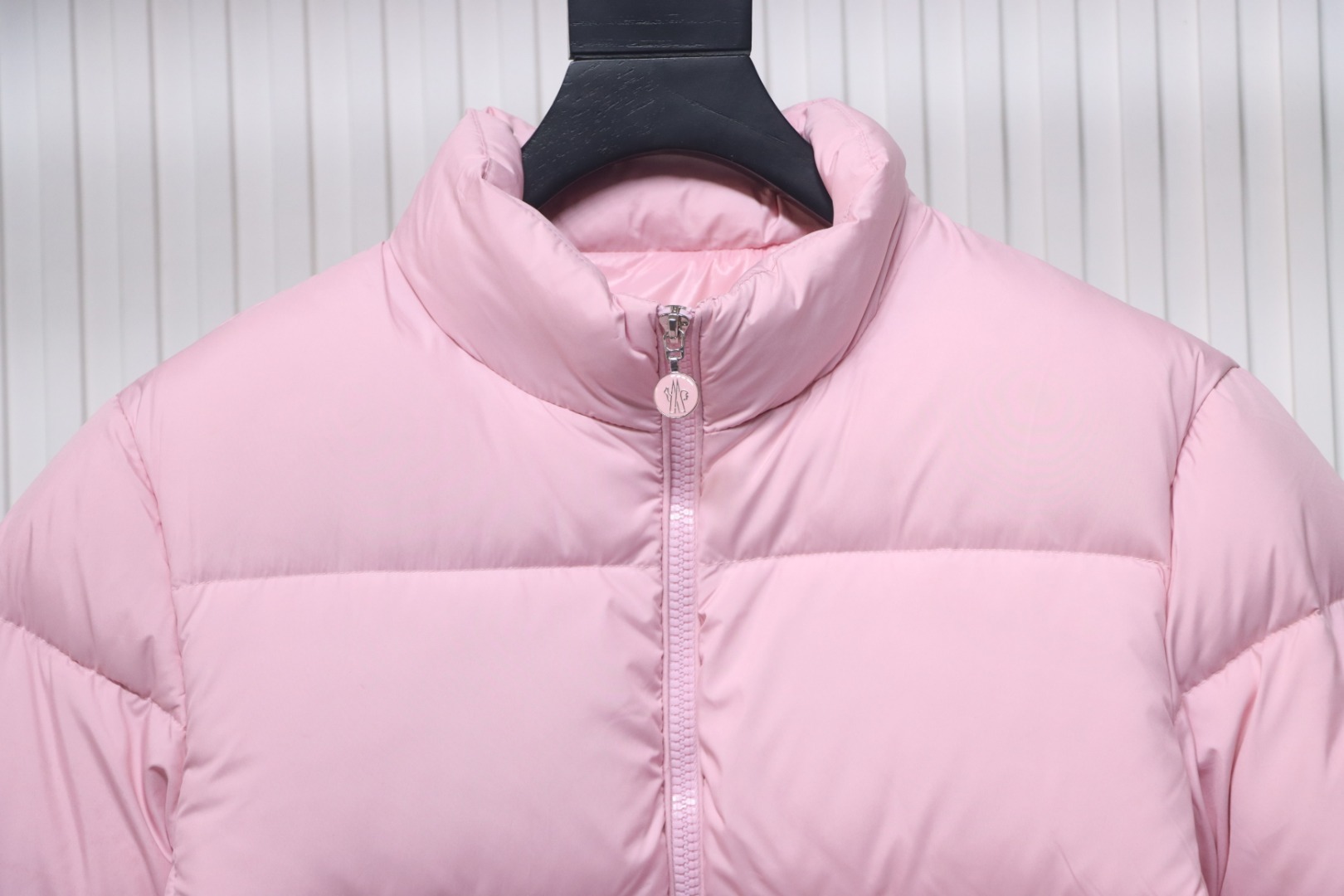 Moncler Abbadia Short Down Jacket Pink