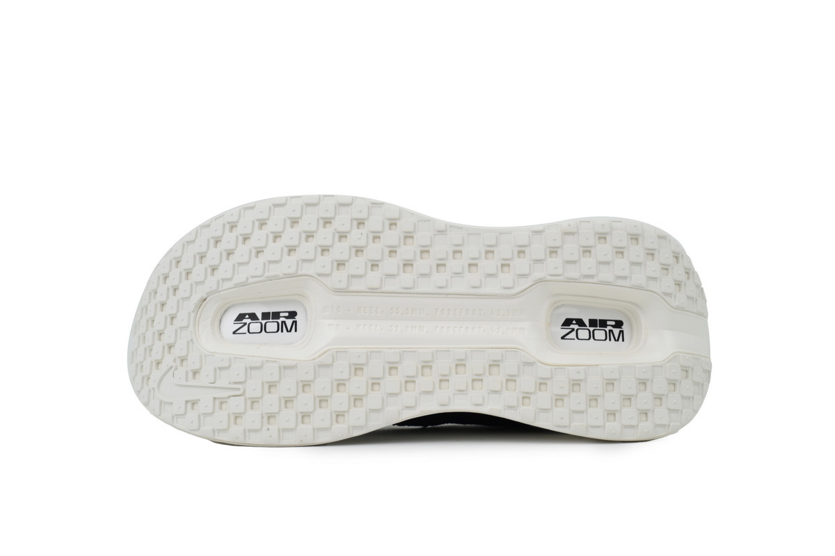 Nike Zoom Vomero 19 Black And White HQ2050 -007