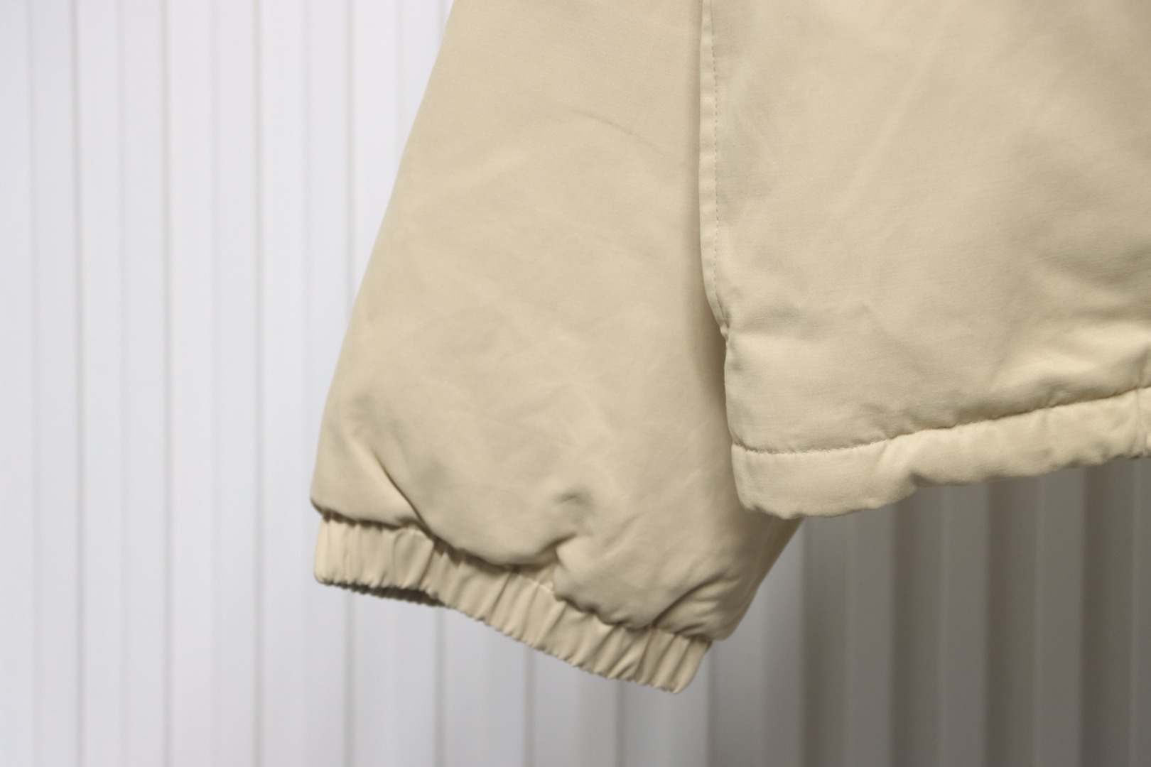 Fear of God Essentials Letter Print Hooded Synthetic Insulated Jacket Cream Yellow