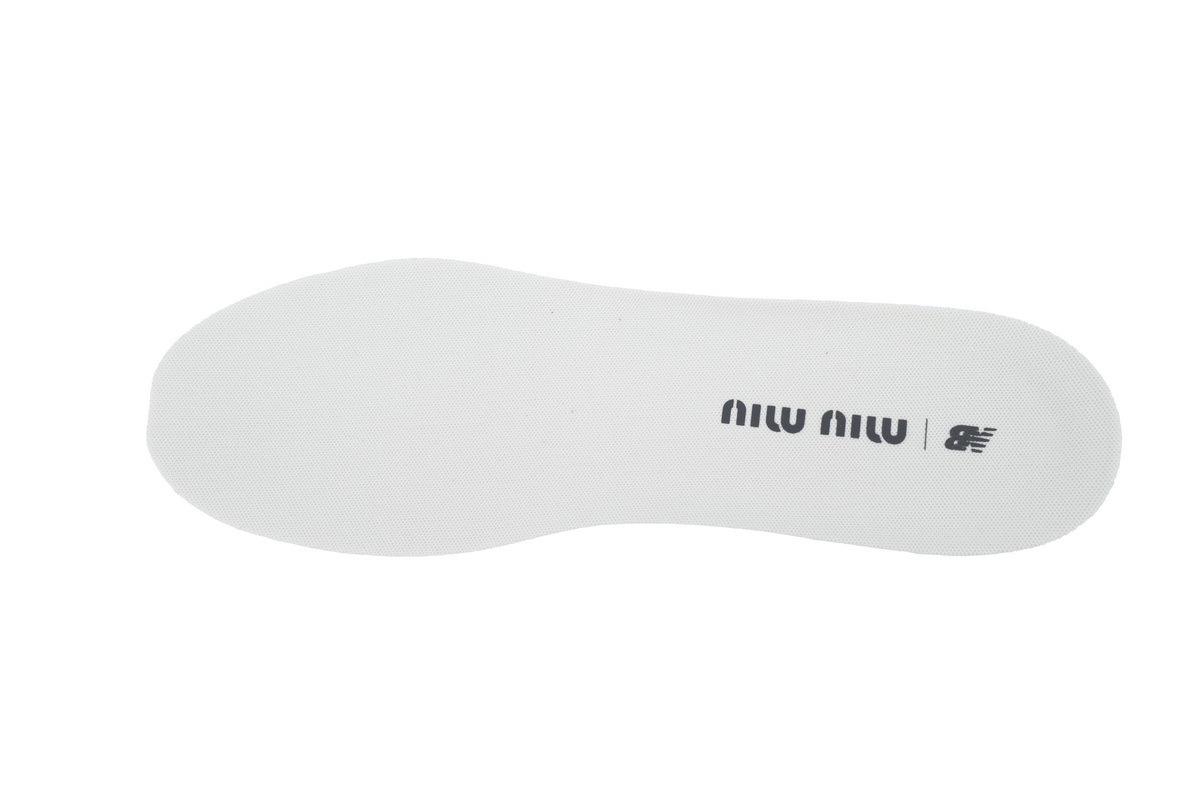 New Balance 530 x Miu Miu SL Ecru 5E165E Z5O F0379 F D005