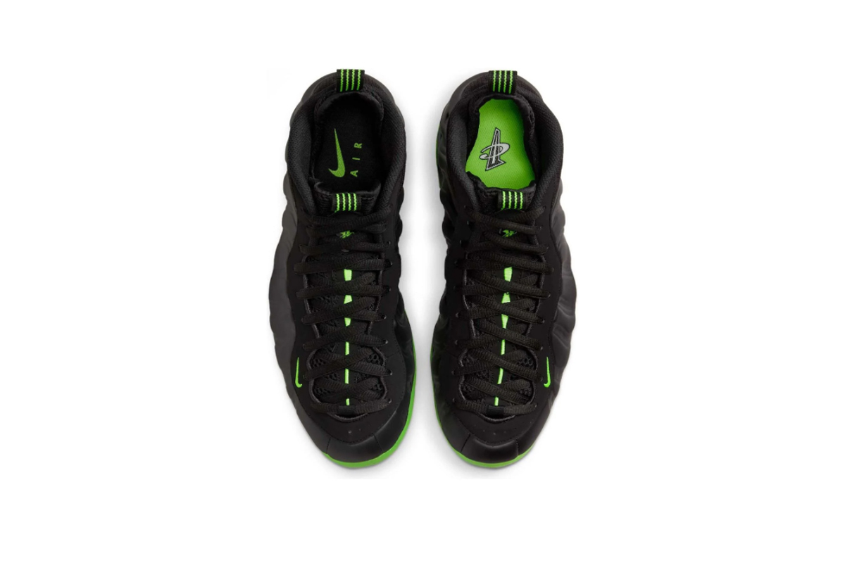 Nike Air Foamposite One 'Black Volt'