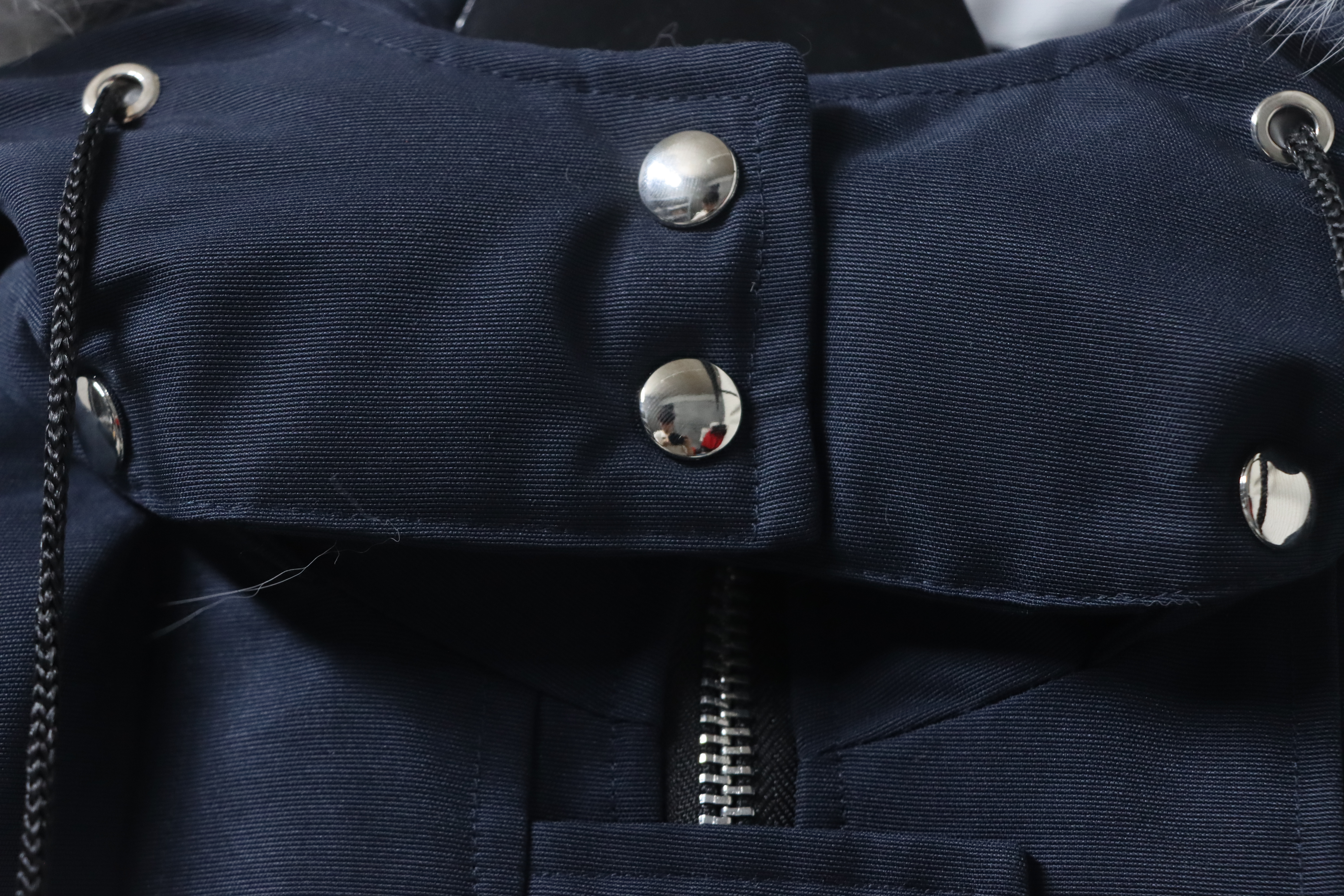 Moose Knuckles Debbie Down Bomber Jacket W/ Fur Navy Blue（Women's）