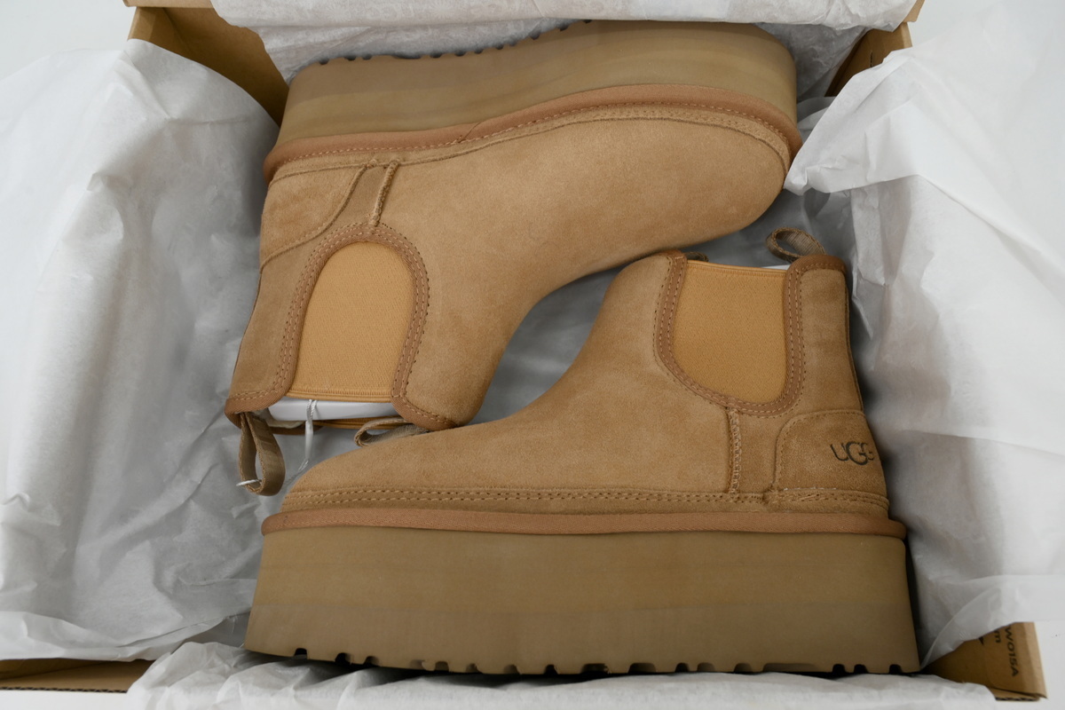 UGG Neumel Platform Chelsea Boot Chestnut (Women's) 1134526