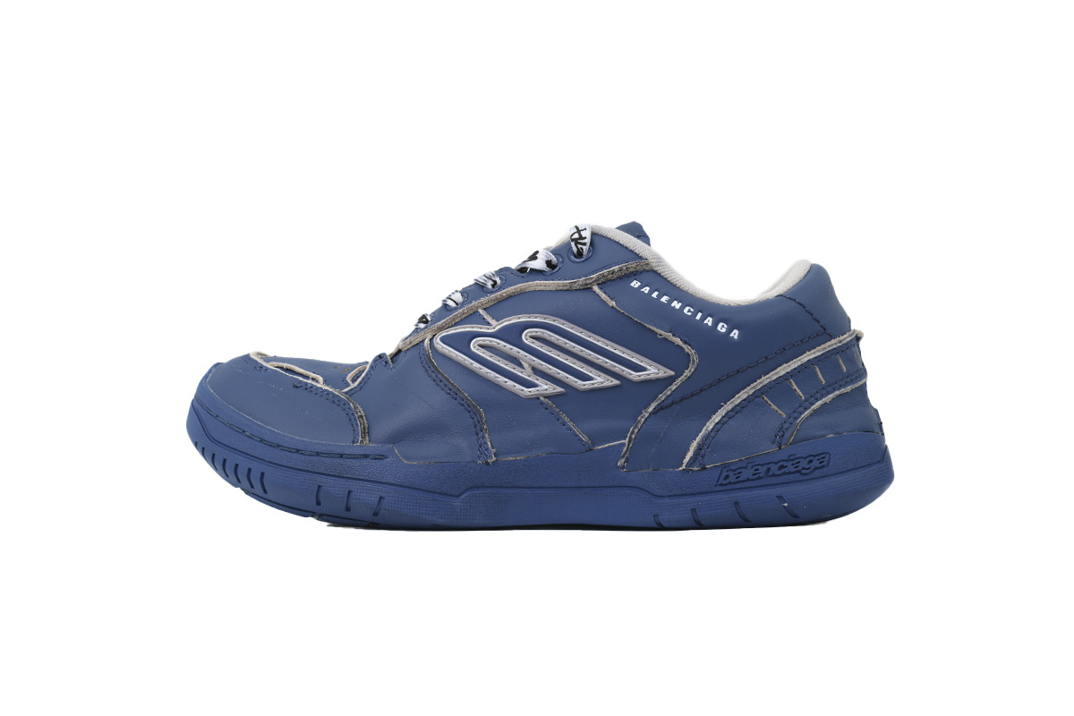 Balenciaga Hamptons Worn-out Trainers Navy Blue 841765 WCURS 4090