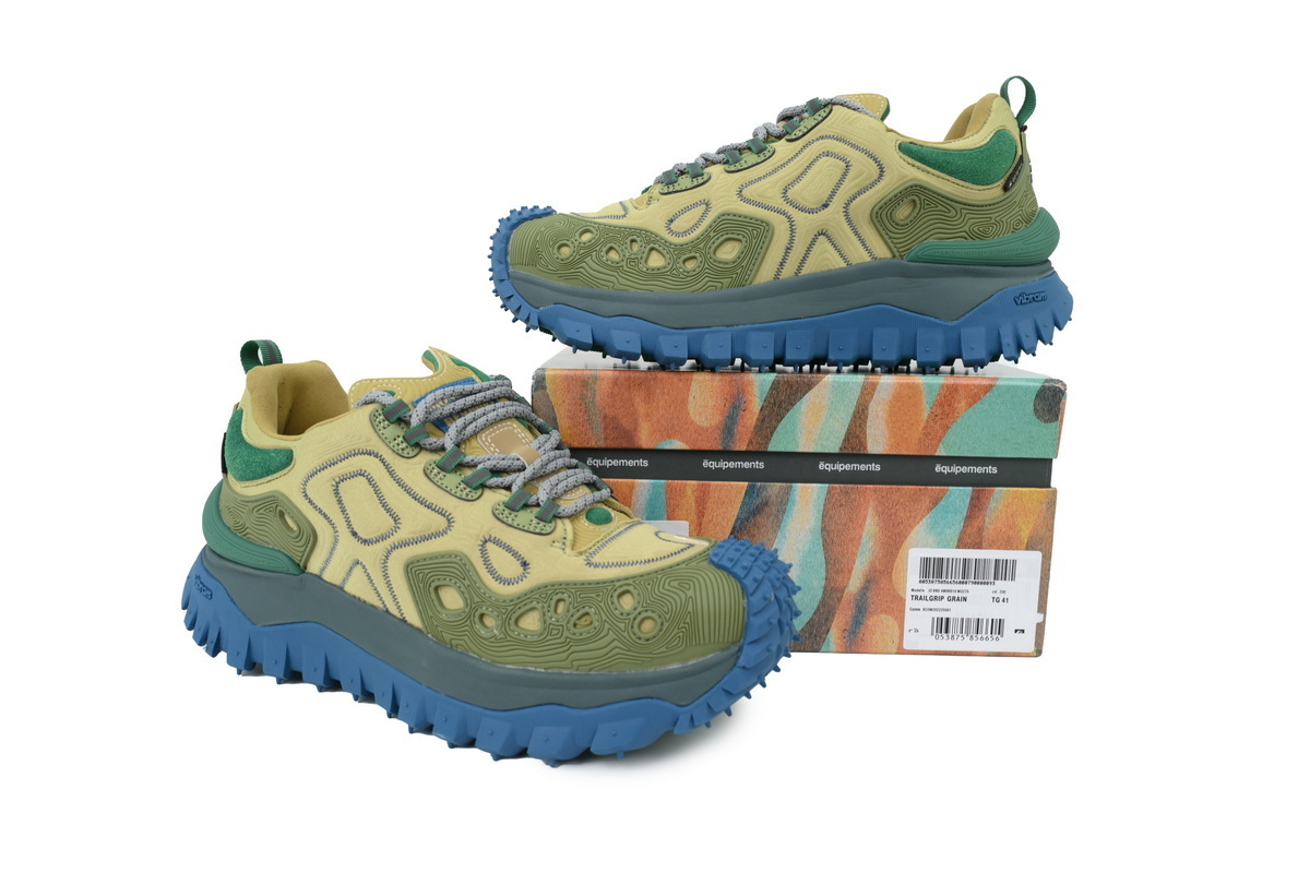 Moncler Trailgrip Fluorescent Black Ant Nest Blue Gray I209B 4M00230 M3273