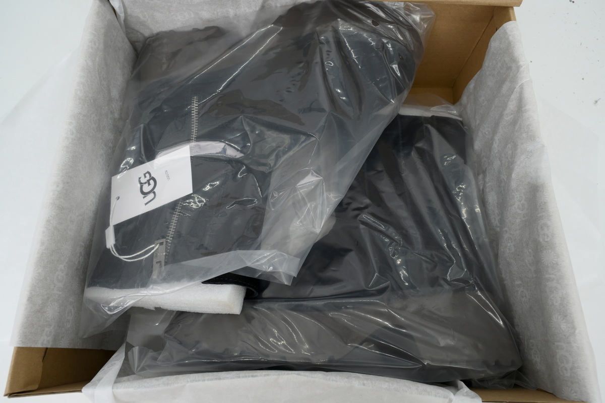 UGG Women's Classic Twin Seam New Heights Boots Black 1158313