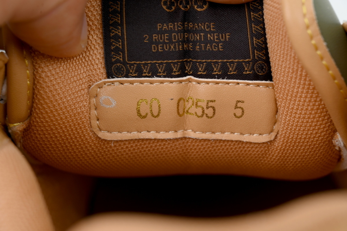 LV BUTTERSOFT Sneaker Lambskin/Plain Calf x Nigo Green Brown