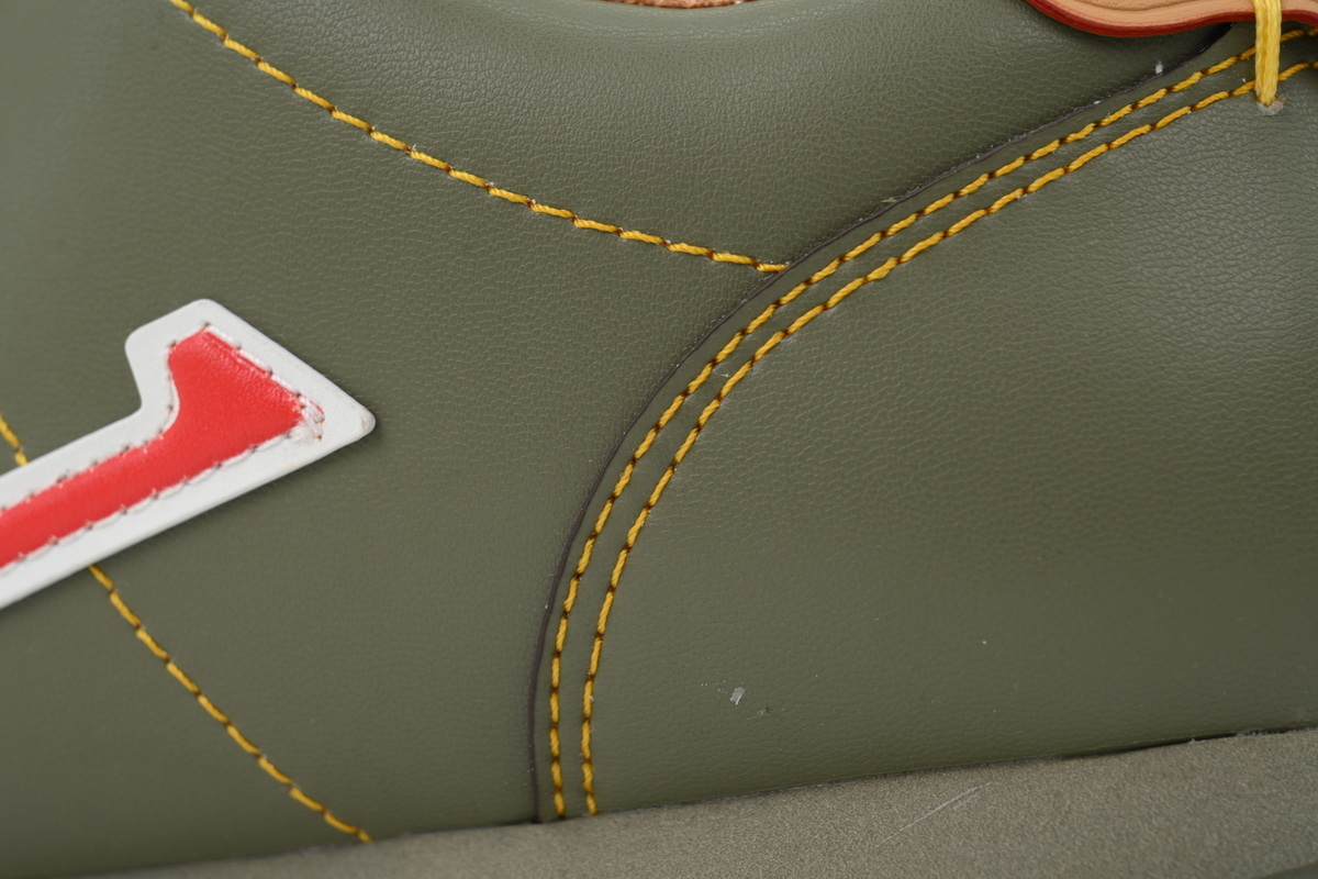 LV BUTTERSOFT Sneaker Lambskin/Plain Calf x Nigo Green Brown