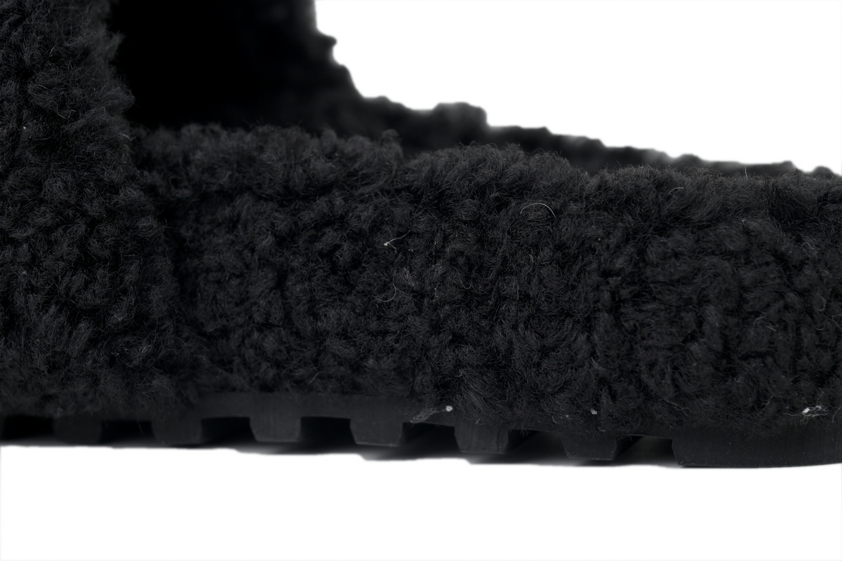 Louis Vuitton Bom Dia Shearling Flate Slippers Black