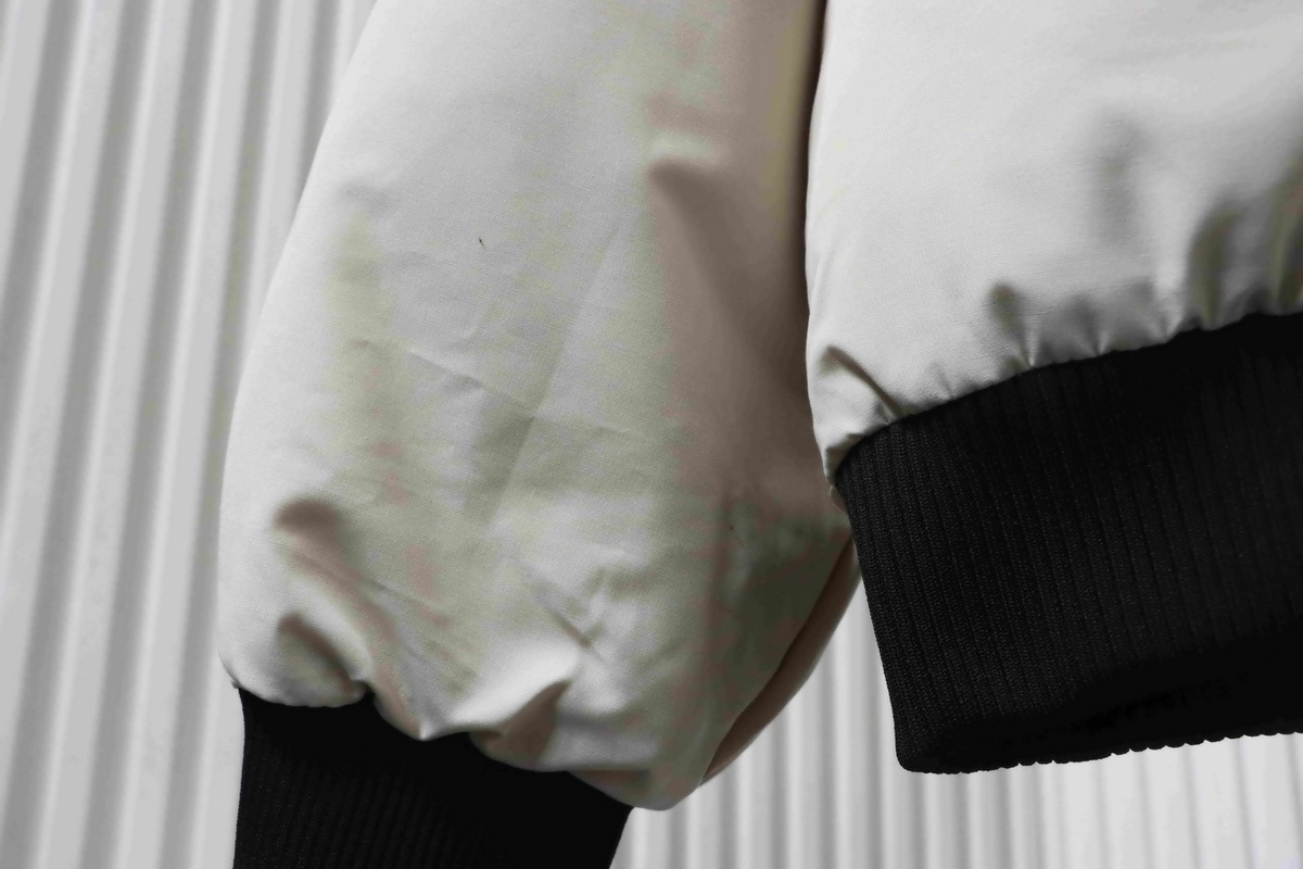 Canada Goose Chilliwack Bomber Jacket Short Down Jacket PBI White