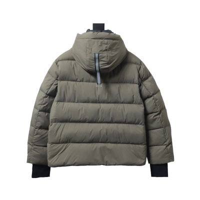 Canada Goose Black Label Down Jacket Green 02