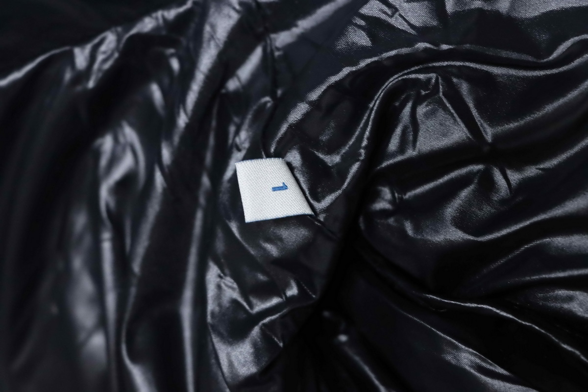 Moncler Black-Gray Madeira Hooded Short Down Jacket