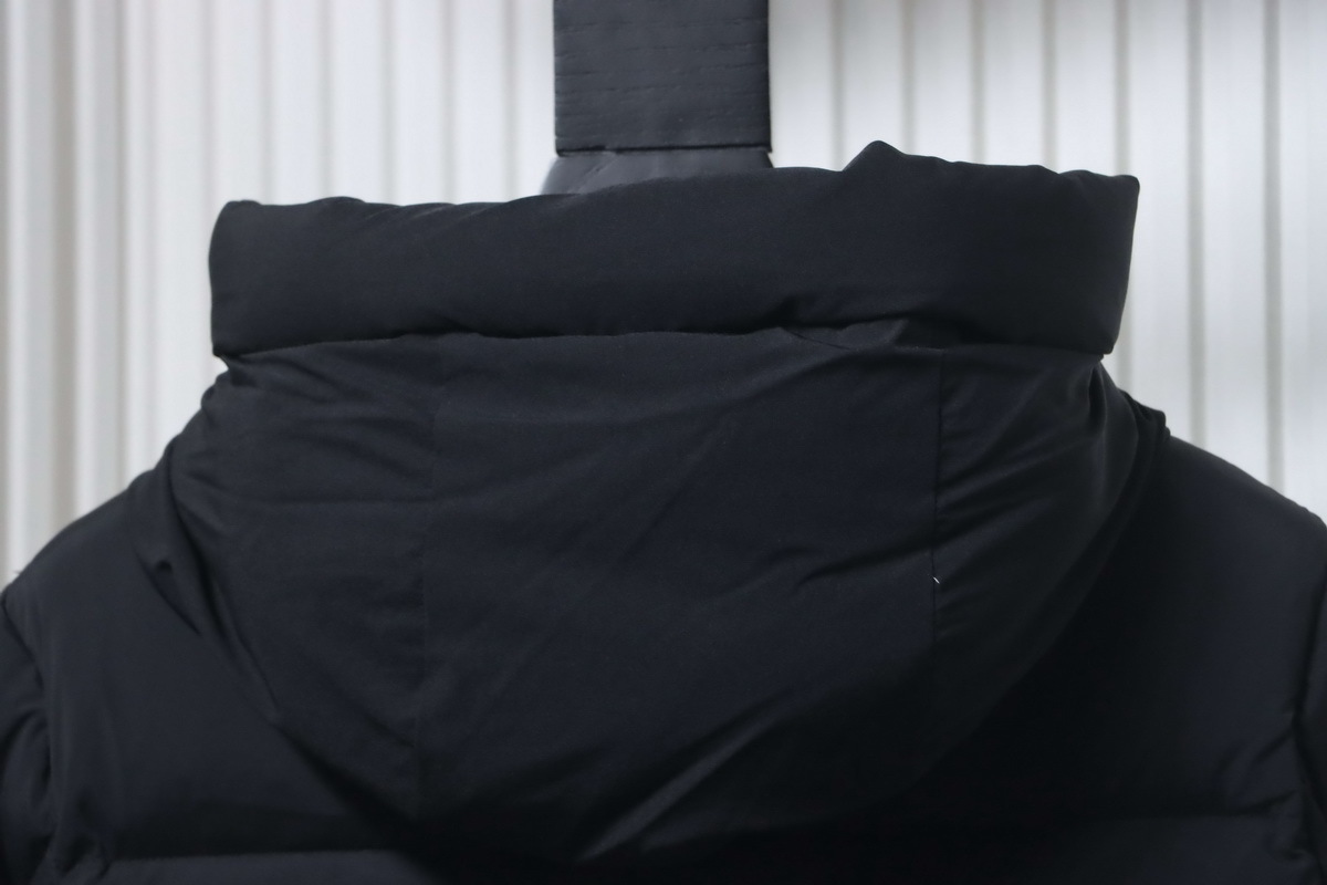 Moncler Black Madeira Hooded Short Down Jacket