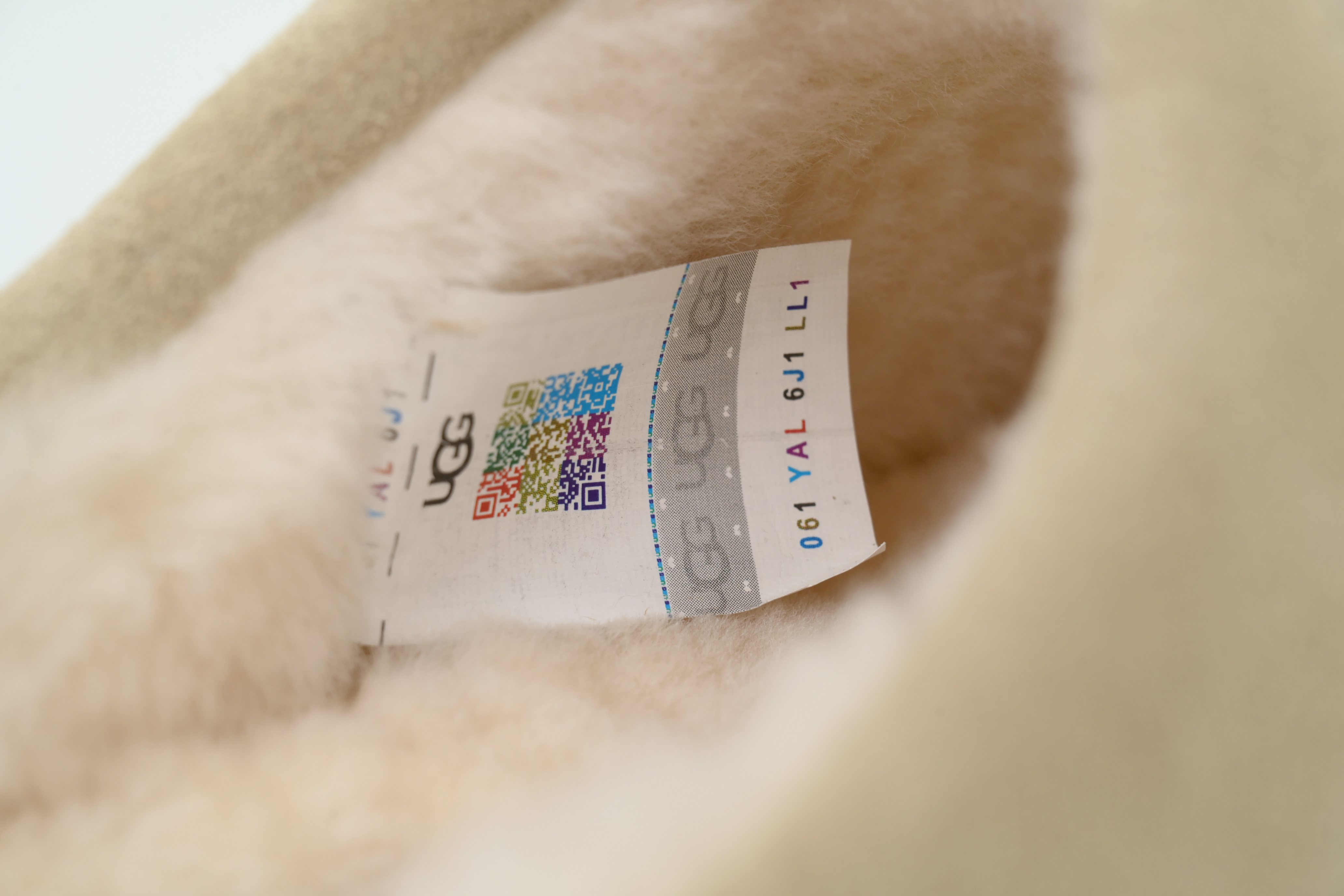 UGG Elea Slip-On (Women's) Sand