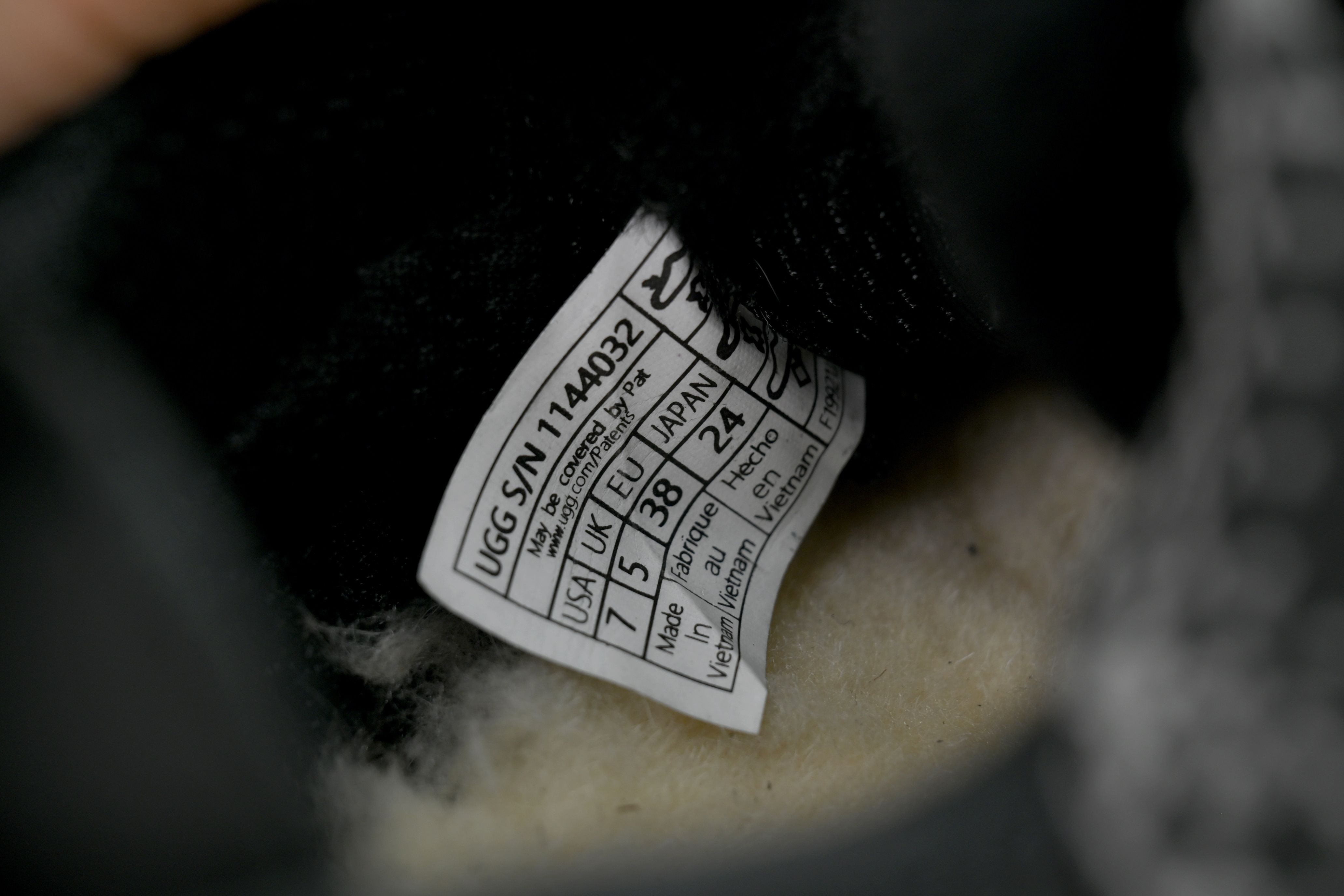 UGG Lowmel Sneaker Black