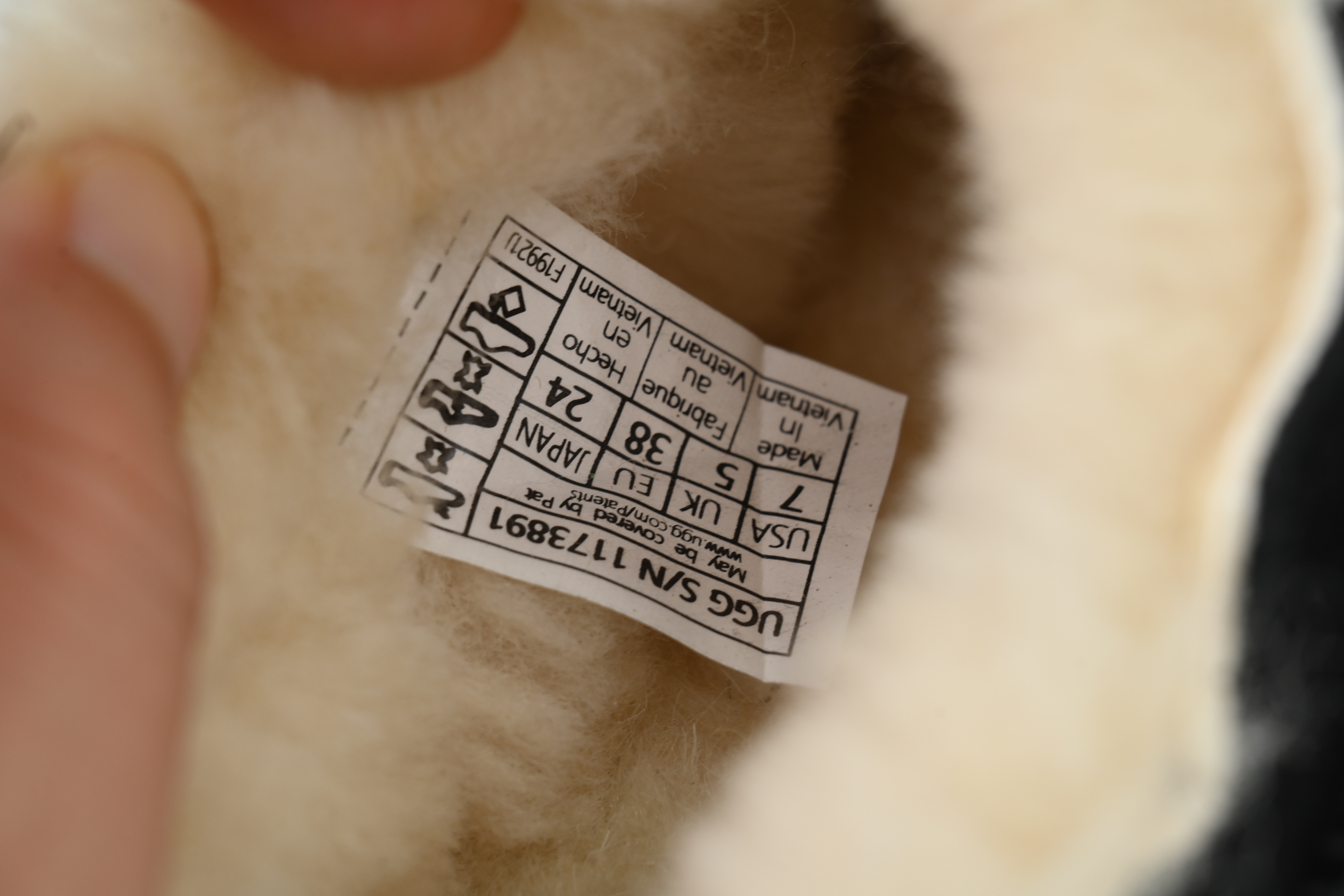 UGG Women's Classic Micro Black 