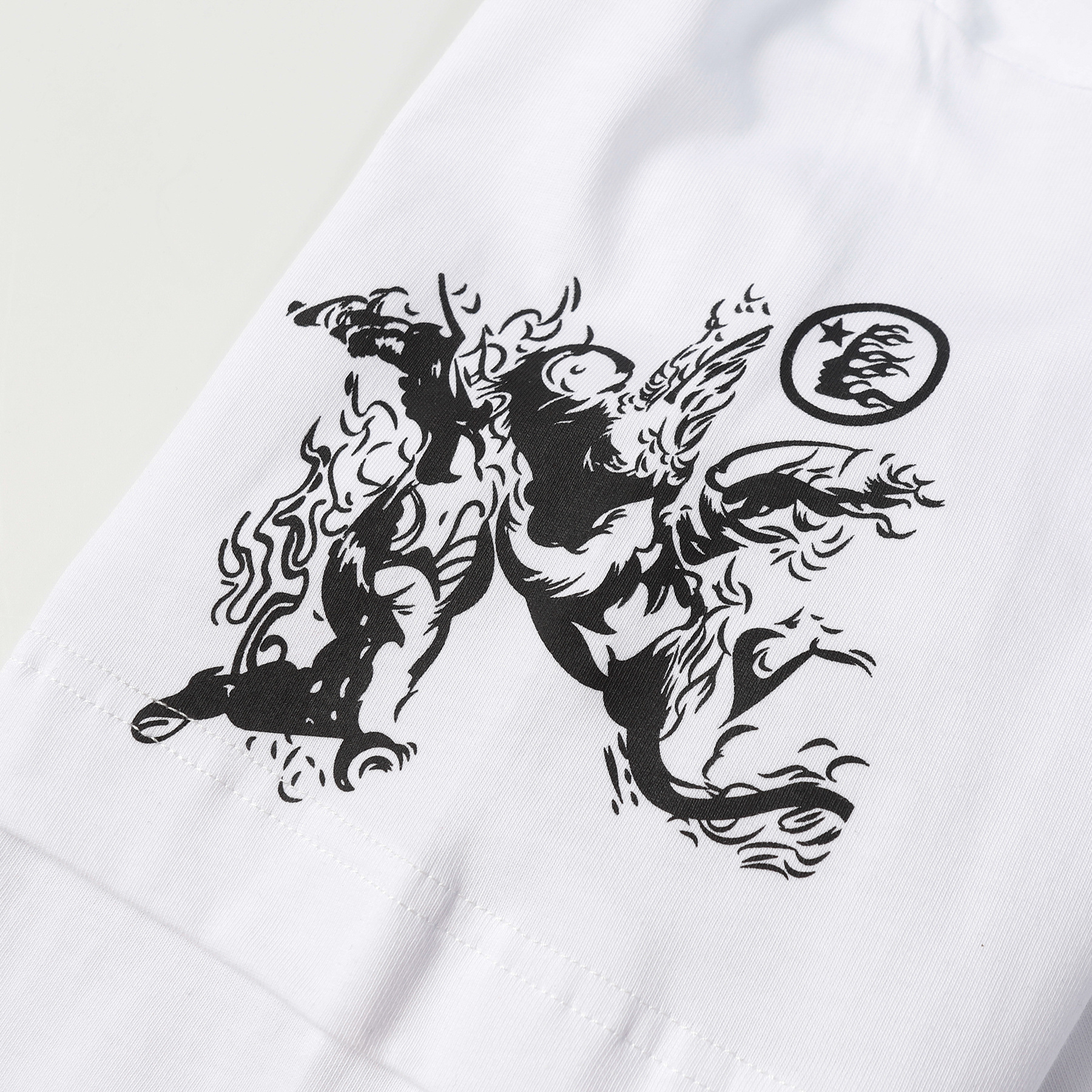 Hellstar ‘08’ Long-Sleeve T-Shirt D3231 Black/White