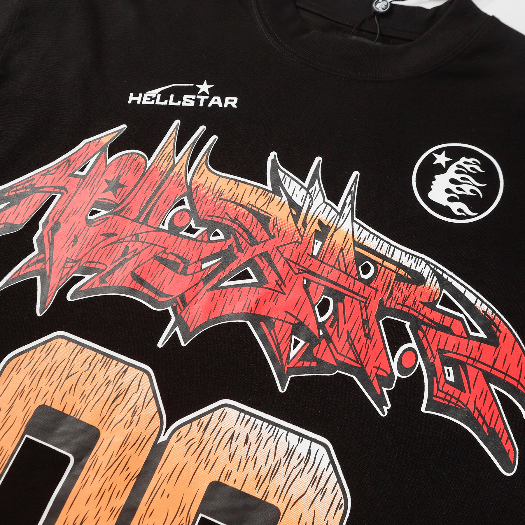 Hellstar ‘08’ Long-Sleeve T-Shirt D3231 Black/White