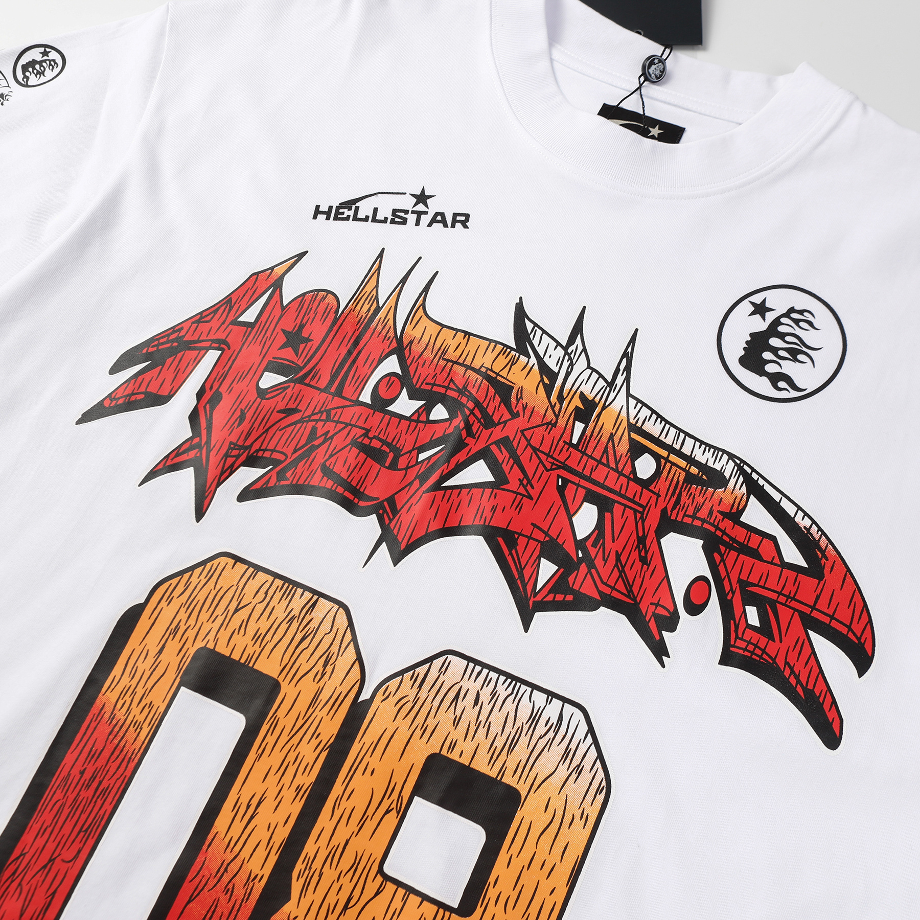 Hellstar ‘08’ Long-Sleeve T-Shirt D3231 Black/White