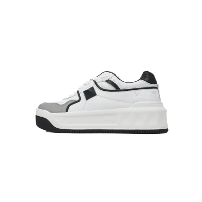 Valentino Garavani Low Top Chunky Sneakers Leather White Gray 01