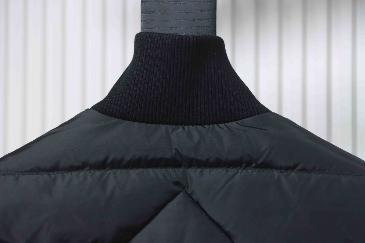 Canada Goose Hybridge Quilted Knit Jacket Black