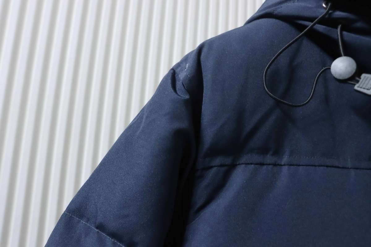 Canada Goose MacMillan Parka Dark Blue Down Jacket With Red Label