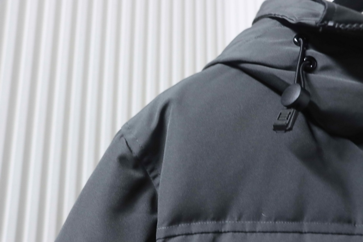 Canada Goose MacMillan Parka Gray Down Jacket With Black Label