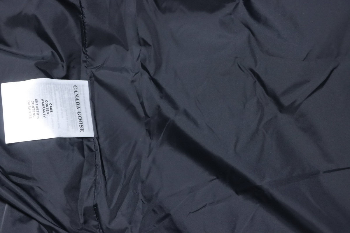 Canada Goose MacMillan Parka Gray Down Jacket With Red Label