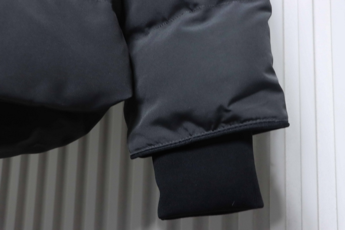 Canada Goose MacMillan Parka Gray Down Jacket With Red Label