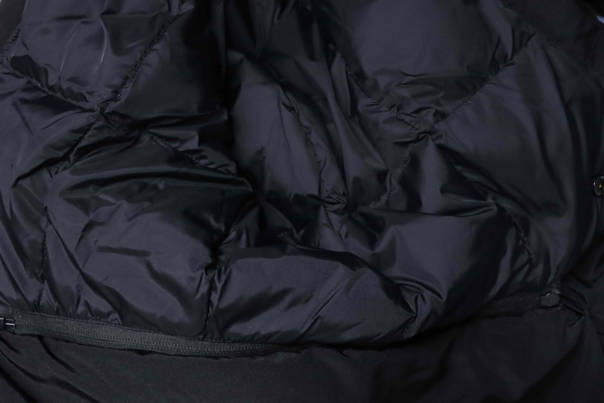 Canada Goose Wyndham Parka Classic Disc Black