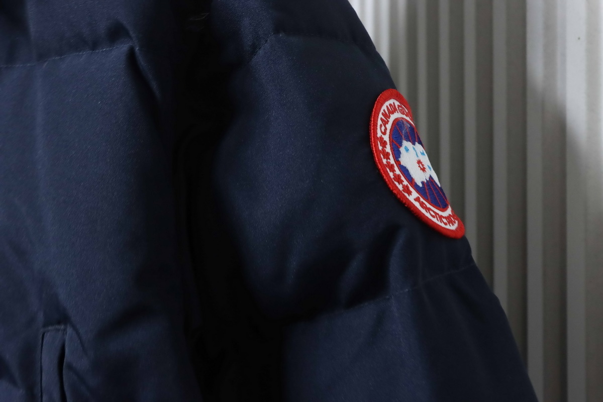 Canada Goose Wyndham Parka Classic Disc Dark Blue