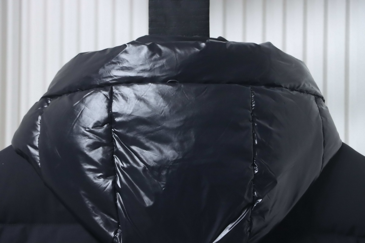 Moose Knuckle Gold Series Nyluxe Suthep Jacket #34-Black