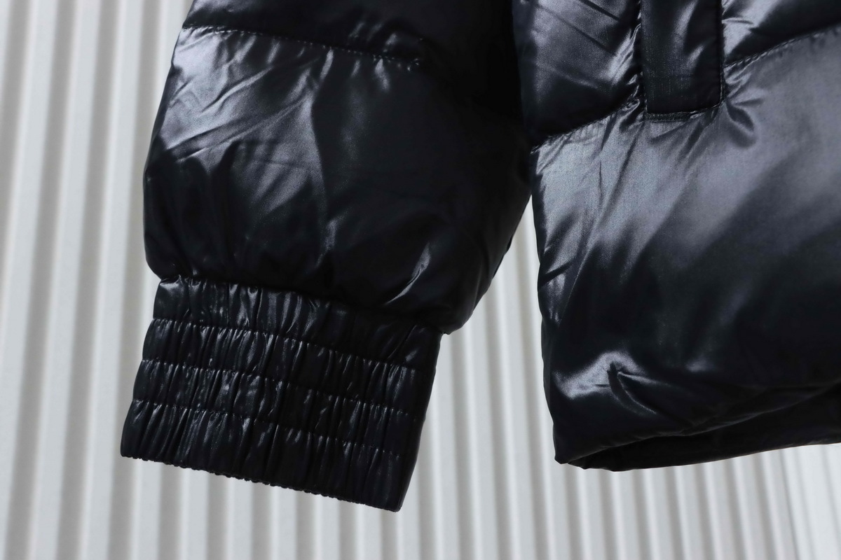 Moose Knuckles Black Stand-up Collar Down Jacket Gold Scissors