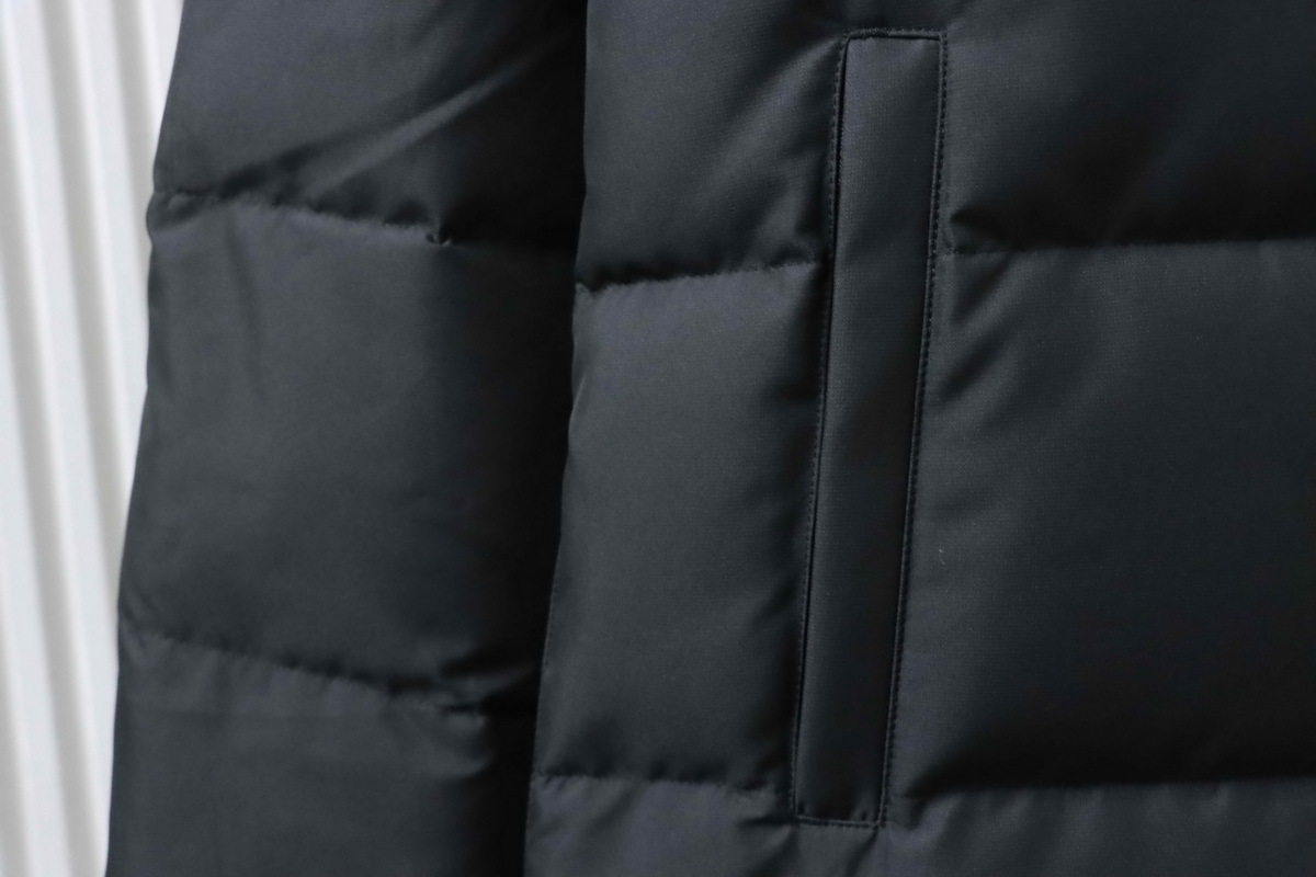 Moose Knuckles Cloud 3Q Down Puffer Jacket Black