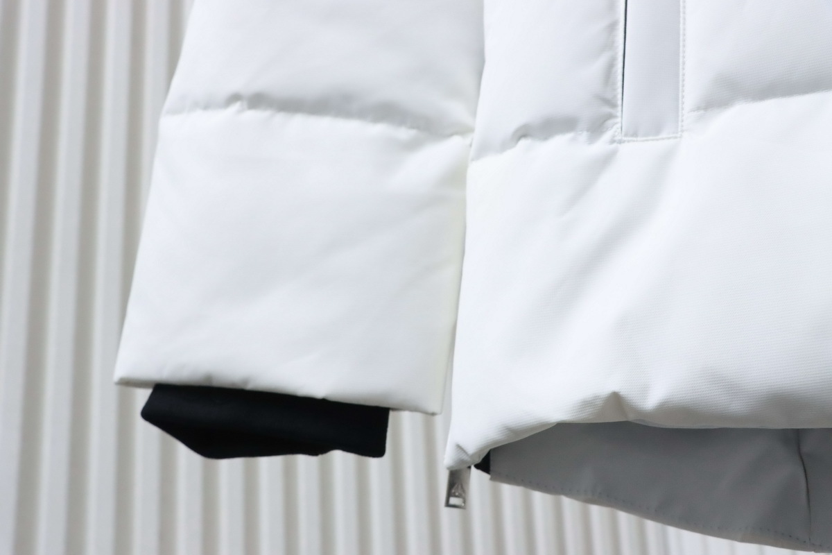 Moose Knuckles Cloud 3Q Down Puffer Jacket White