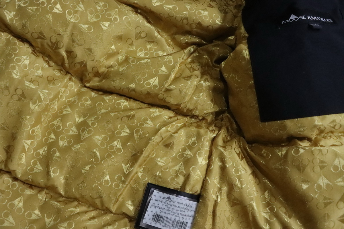 Moose Knuckles Men's Business Gold Scissors Down Jacket #01-Black