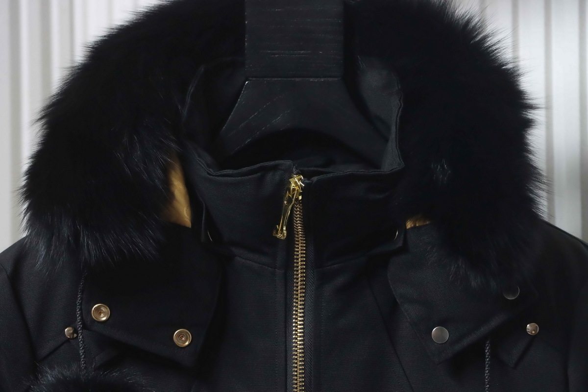 Moose Knuckles Short Bomber Jacket With A Pom-Pom #03-Black