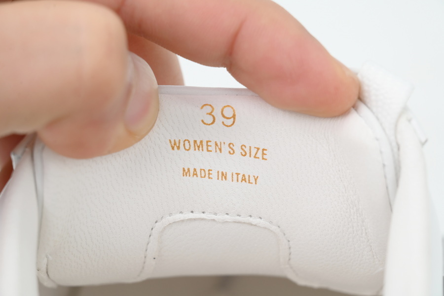 Roger Vivier White And Black Buttons