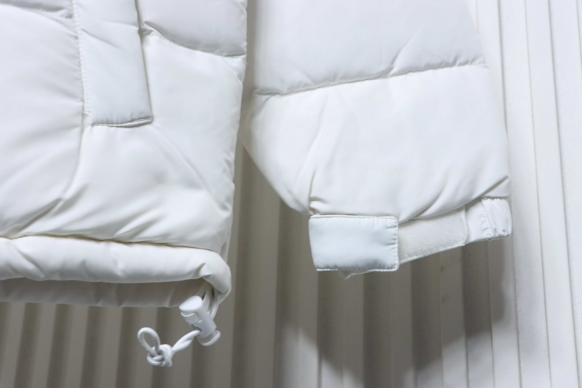 The North Face 1992 Armband 30th Anniversary Limited Edition Down Jacket "Cloud White"