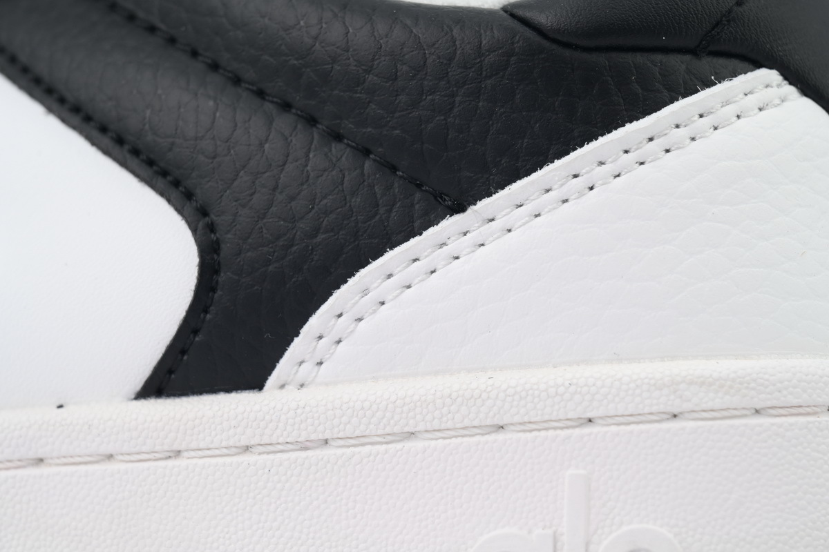 ALO Recovery Mode Sneakers Black And White